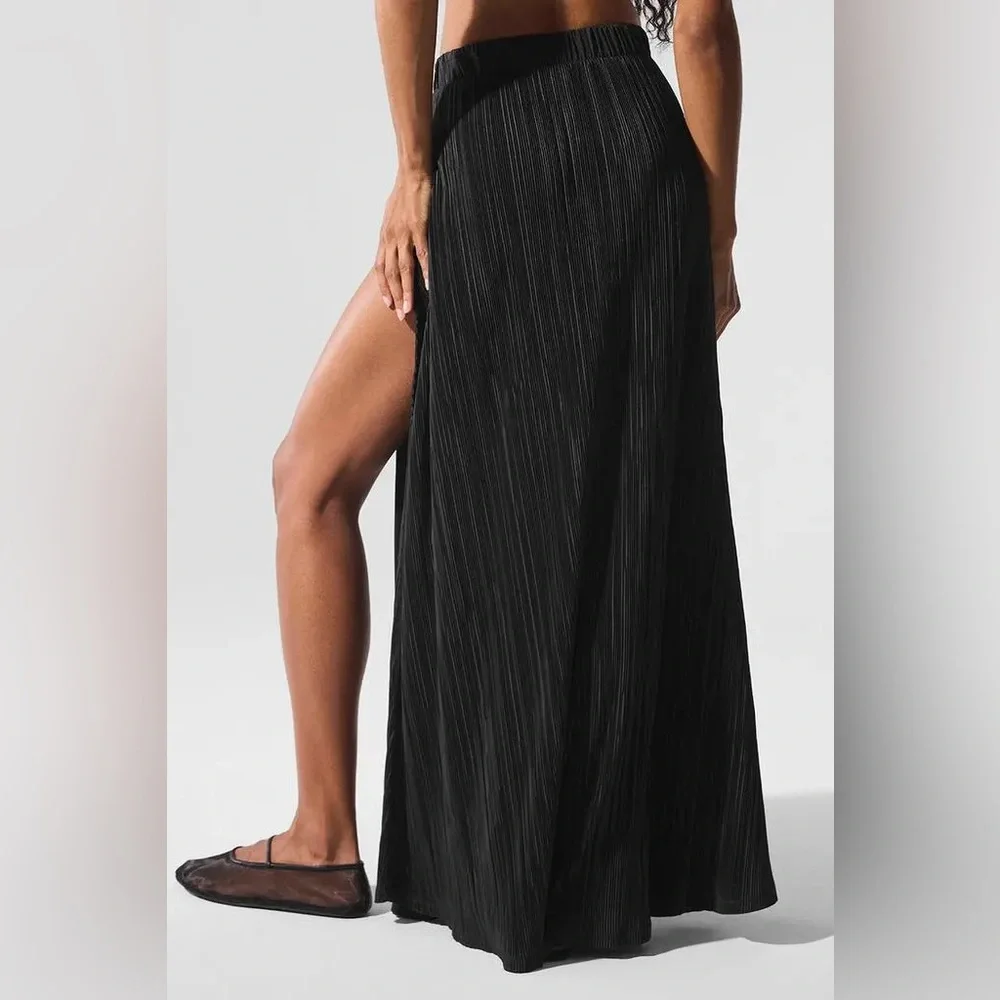 Alo Yoga Micro Plisse Game On Long Skirt Black XS